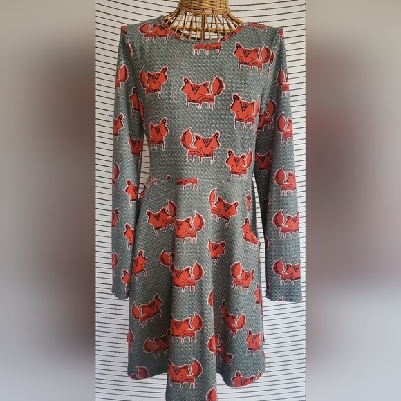 LA Soul Women’s Medium Adorable Soft Fox Pattern MIDI Dress - Picture 7 of 9